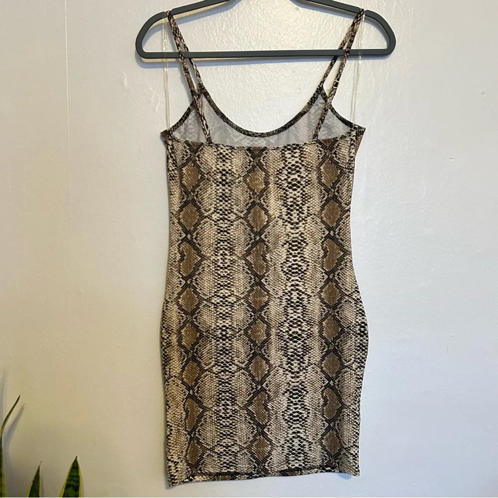 Fashion Nova Snake Print Adjustable Spaghetti Straps Mini Dress Size L - Picture 2 of 5